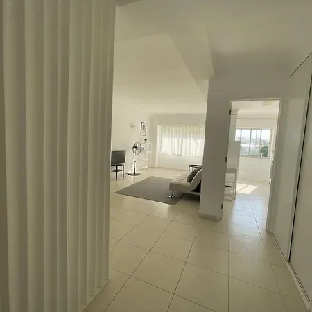 Sunny In Portimao, Walk To Marina, And Nightlife Apartamento Portimão