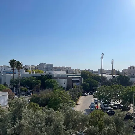 Sunny In Portimao, Walk To Marina, And Nightlife Portimão